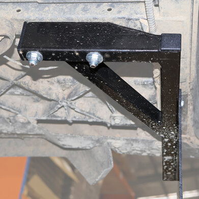 Defender Rear Mudflap Brackets 